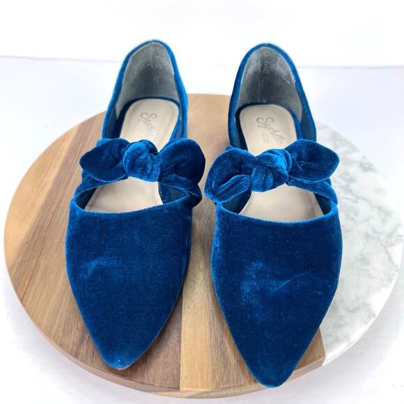 EUC SEYCHELLES Anthropologie Clara Teal Velvet Bow Pointed Ballet Flats 7.5 - Picture 1 of 10